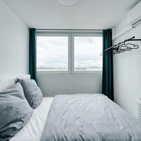 Big Urban Loft - Bis Zu 20 Personen - 180qm - 180 Grad Skyline Balkon Berlin