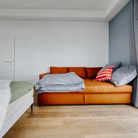 Big Urban Loft - Bis Zu 20 Personen - 180qm - 180 Grad Skyline Balkon * Berlin