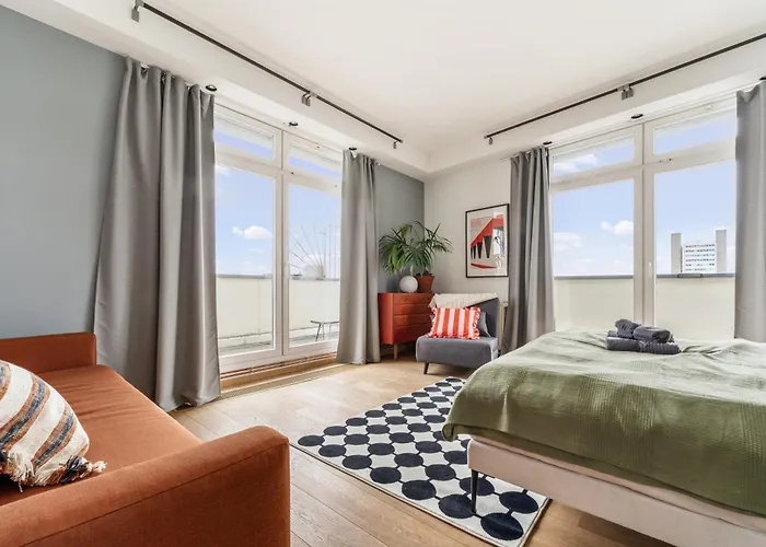 Big Urban Loft - Bis Zu 20 Personen - 180qm - 180 Grad Skyline Balkon Apartment