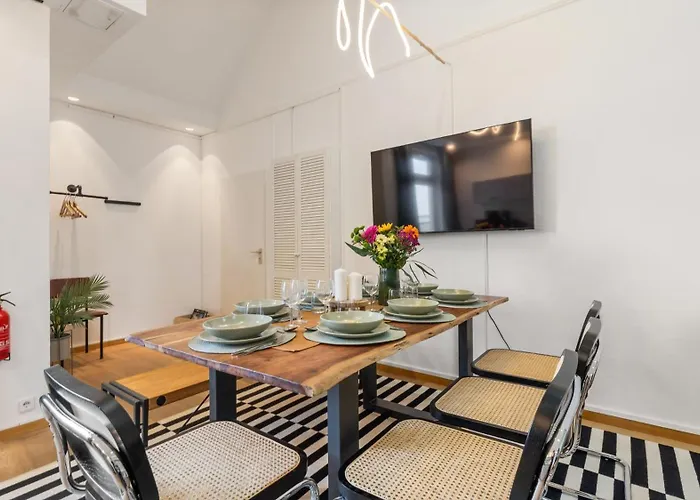 Apartment Big Urban Loft - Bis Zu 20 Personen - 180qm - 180 Grad Skyline Balkon